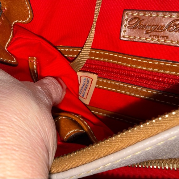 Dooney & Bourke Pebble Grain Gray / Taupe Shoulder Bag EUC - Picture 9 of 10